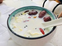 鸡蛋牛奶醪糟-伊祥·敦煌楼