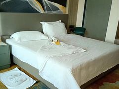 -华海酒店(茂名高铁站店)