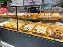 面包甜点陈列柜-君之狮子山·轻糖烘焙(松江印象城店)