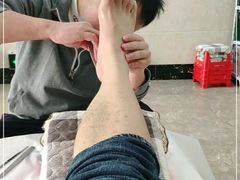-郑远元专业修脚房(国顺东路店)