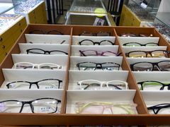 -广州宝岛眼镜武汉和光眼镜市场西区店
