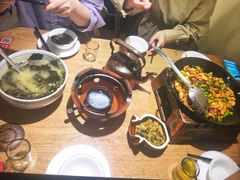 -聚鑫朋酸菜肥肠(文艺路口店)