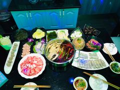 -唯爱KTV聚会餐厅(仙林东城汇店)