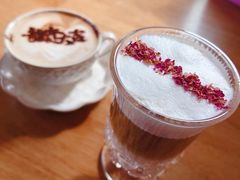 -ZAZA.CAFE.BAR