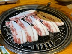-唯成•韩国炭火烤肉 유성고기