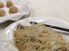 -品香菜馆(旗峰路中侨大厦店)