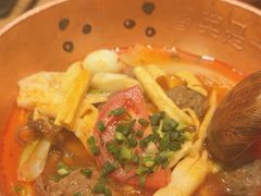 -成都你六姐·牛肉冒菜(城市集市合生汇店)