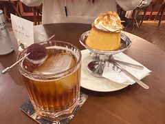-Café Monson