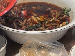 -佬缸炮江湖川菜(玉林店)
