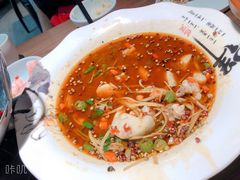 -有红鸡毛店·川菜(建设路店)