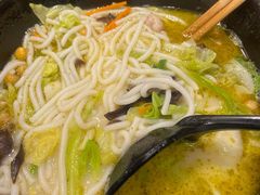 过桥米线-阿香米线(大唐西市大润发店)