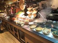 自助取餐区-OPEN開全日自助餐厅·牛肉火锅·海鲜(佛山希尔顿酒店)