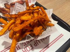 -The Habit Burger Grill 哈比特汉堡(复兴soho店)