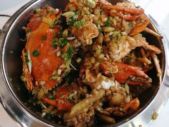 -凤凰路何眼镜香辣蟹(花果园店)