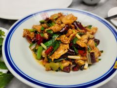 -蔼若春.传承三十年云南菜(金碧公园店)