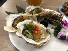 炭烤生蚝-日进一片海.生腌海鲜火锅.宵夜烧烤(三里屯总店)