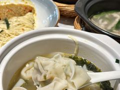 -馋三尺蟹粉小笼(人民广场店)