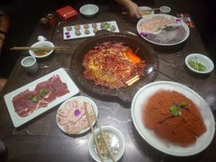-红九格老火锅(三峡广场店)