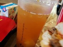 -麦当劳(展览路店)