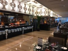 -圣丰索菲特·2 On 988 Café 自助餐厅