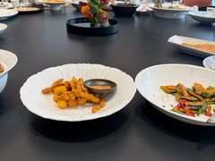 -连鹭海鲜·海肠捞饭·海胆饭(星海店)