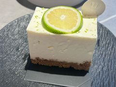 -W COLLECTIVE  DESSERT SHOP