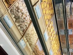 面包甜点陈列柜-尚酥坊·手工點心(七里庙店)