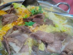 -闫家驴肉老店(华电一校店)
