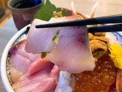 海の幸丼-豊 胜手丼