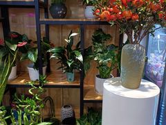 -第5大道精品休闲购物广场