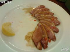 鸭胸-萨莉亚(南京东路店)