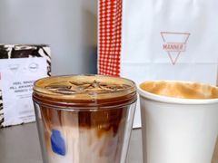 燕麦拿铁-Manner Coffee(IFS一楼店)