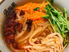 -俏凤凰(美林M·LIVE天地东座店)