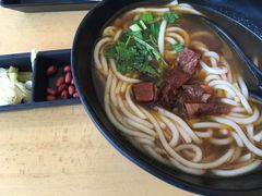 -三千粉牛肉米粉(来客茂店)