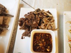 蒜捣羊头肉-那达慕蒙古风味酒楼