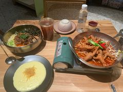 -KimPro 辛普乐概念韩餐