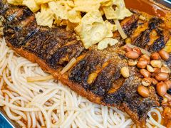 -在巷子里的烤肉店·螺蛳粉烤鱼·牛蛙(和美城店)
