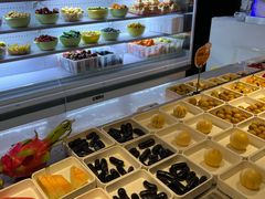 -涨巢·潮玩水疗局