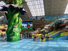 -望儿山温泉水乐园