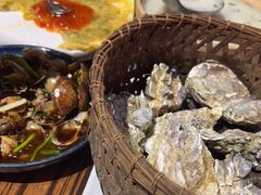 -蚝堡海鲜·威海菜·海肠捞饭·烧烤·亚洲吃蚝公司(幸福门店)