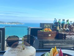 -瑰丽酒店·海吧·天际下午茶·现场DJ·天台酒吧