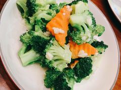 蒜蓉西兰花-荷花泰菜(东方新天地店)