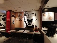 -麦当劳(汉口火车站候车室店)