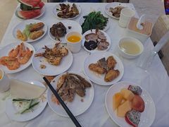 -碧中海汤泉汗蒸酒店