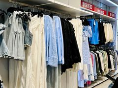 -H&M(天一广场店)