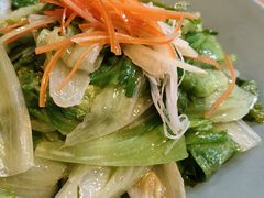 -山楂树融合菜餐厅