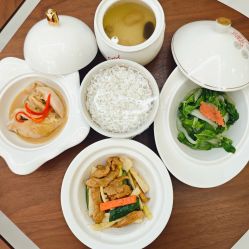 -月满阁月子中心(莲湖区店)