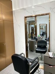 -FIND·M salon