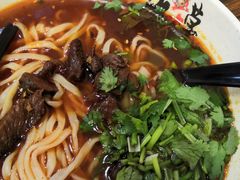 -牛吃草牛肉面牛杂面(桐城路店)