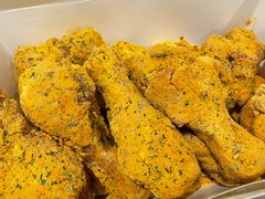 -BHC炸鸡(明洞总店)